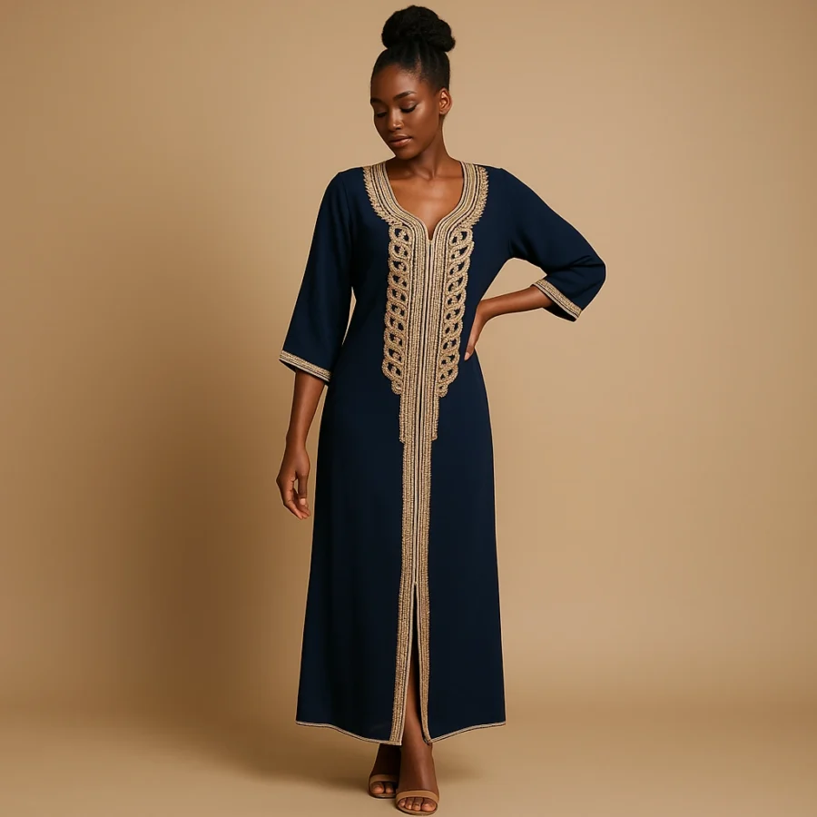 Vue de face du caftan bleu nuit raffiné avec broderies dorées traditionnelles marocaines.