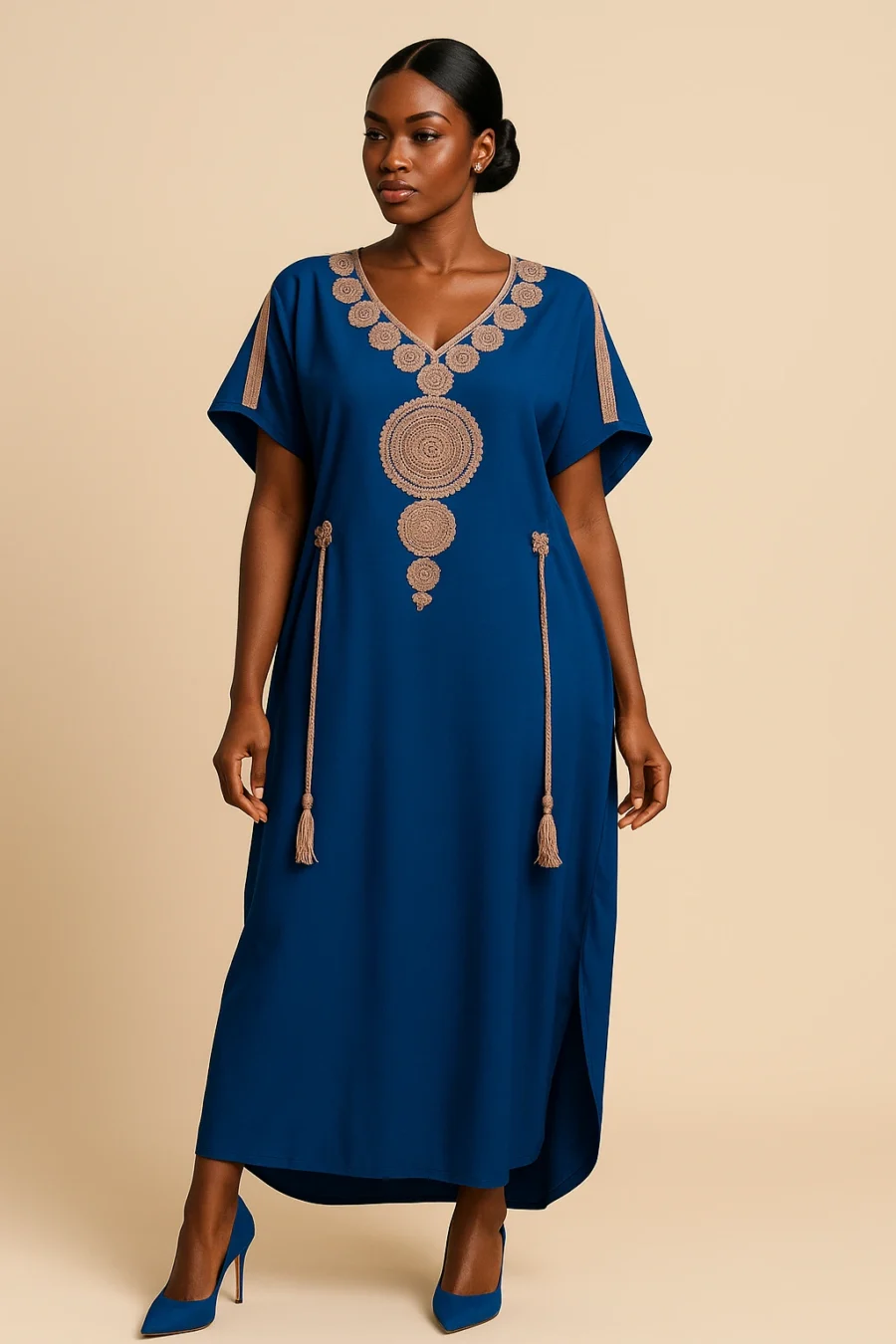 Caftan bleu royal brodé or – caftan marocain lumineux pour femme africaine sophistiquée